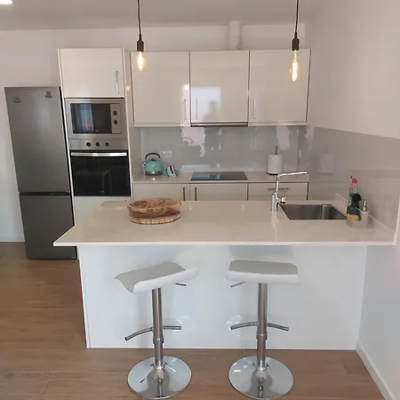 Paradise Point Sea & Mountain View *